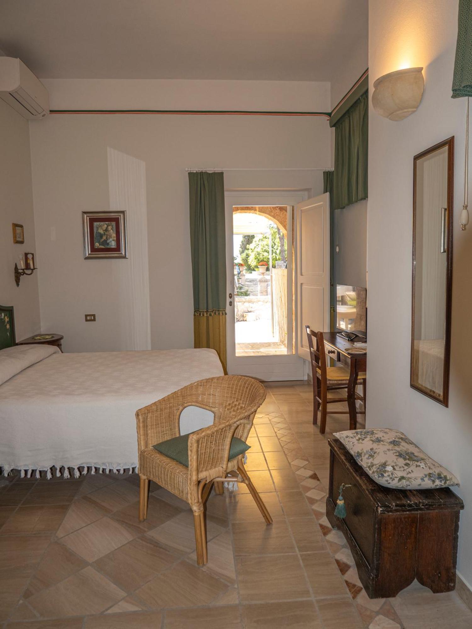 Agriturismo Masseria Alcorico Gagliano del Capo Luaran gambar